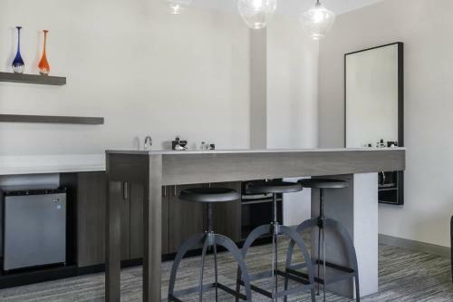 Hotel Aloft Newport On The Levee