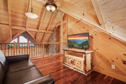 Tanglewood Mountain Lodge Home