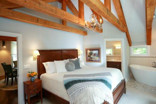 Posada Woolverton Inn