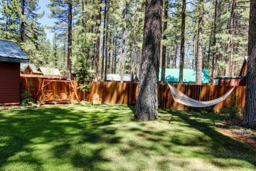 Spruce Grove Bear's Den Cabin