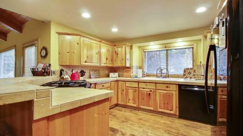 Topflite 14 Four-bedroom Home