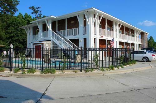 Hotel Topsail Shores Inn
