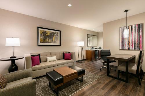Hotel Embassy Suites By Hilton Berkeley Heights