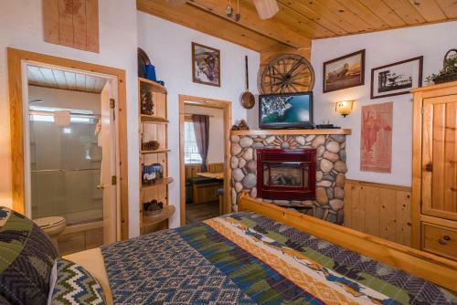 Bed & Breakfast Fireside Lodge