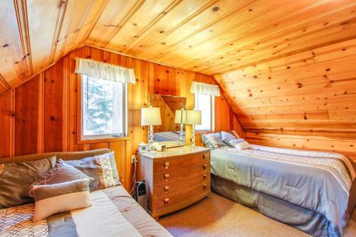 Tahoe Island's Quiet Cabin