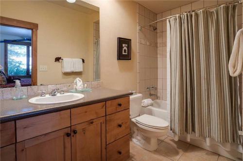 2108 Timberline Lodge, Trappeur's Crossing