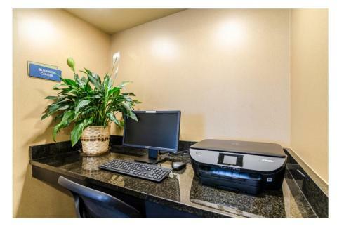 Hotel Cobblestone Inn & Suites - Cambridge