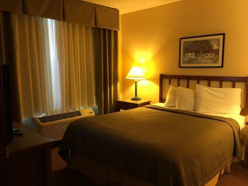 Hotel Norwood Inn And Suites Chaska