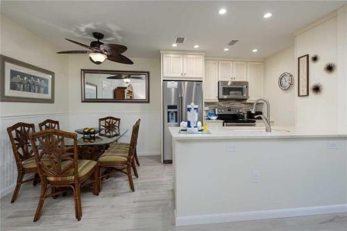 Apartamento East Gulf Condo #442