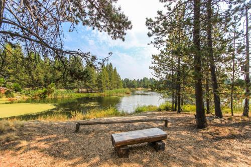 10 Todd Lane | Discover Sunriver