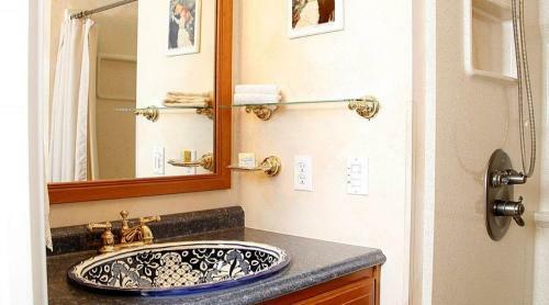 Prairieside Suites Luxury Bed & Breakfast