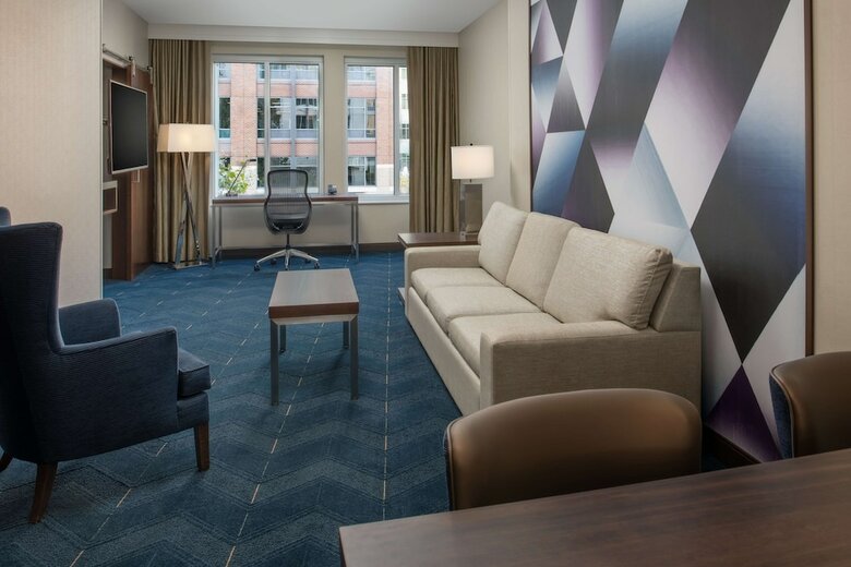 Hotel Embassy Suites By Hilton Seattle Downtown Pioneer Square