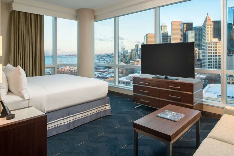 Hotel Embassy Suites By Hilton Seattle Downtown Pioneer Square