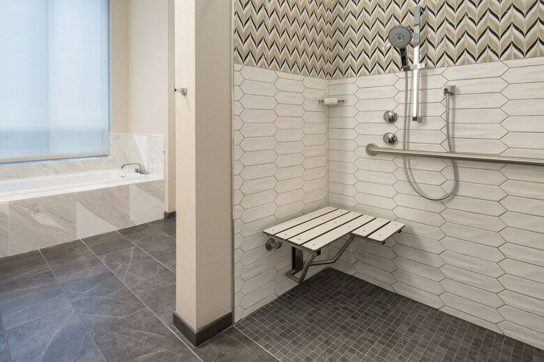 Hotel Embassy Suites By Hilton Seattle Downtown Pioneer Square