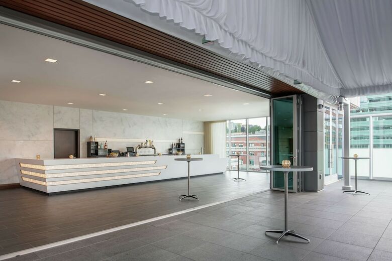 Hotel Embassy Suites By Hilton Seattle Downtown Pioneer Square