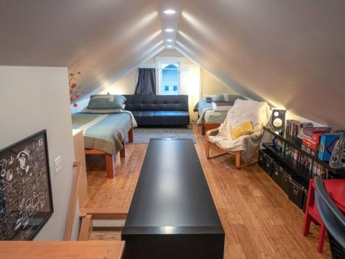 The Windward Three-bedroom Two Bathroom House