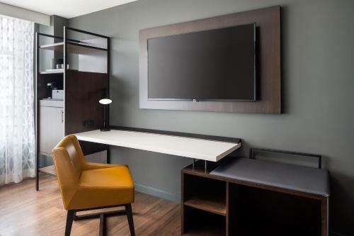 Hotel Morgantown Marriott At Waterfront Place