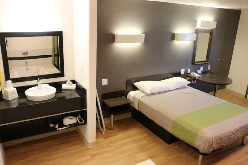 Motel Studio 6 Victorville - Apple Valley