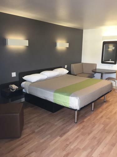 Motel Studio 6 Victorville - Apple Valley