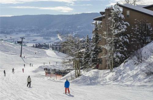 Storm Meadows East Slopeside - Se064