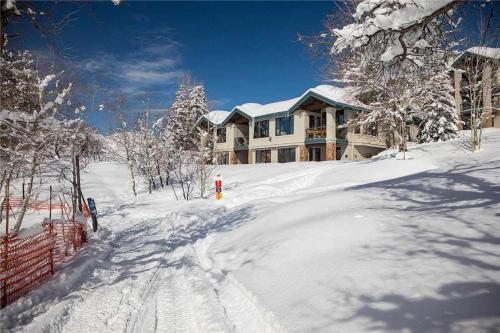 Trails At Storm Meadows - Val03