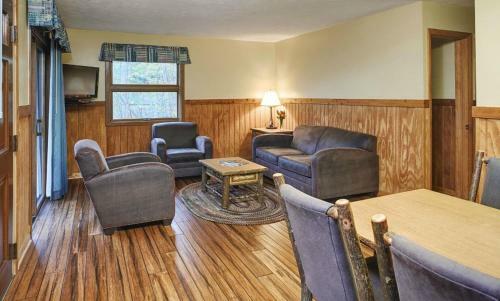 Hotel Punderson Manor Resort & Conference Center