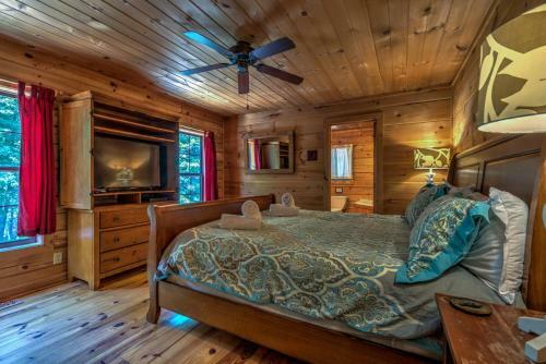 Hidden Pond Cabin