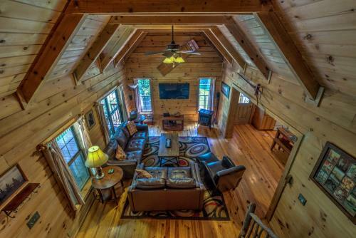 Hidden Pond Cabin