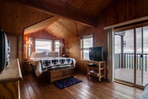 Port Angeles Blue Mountain Lodge With Bunkhouse