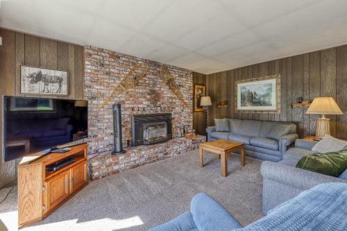 Water's Edge Retreat