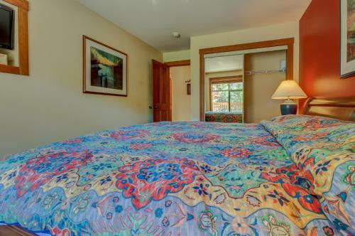 Powderhorn Lodge 209