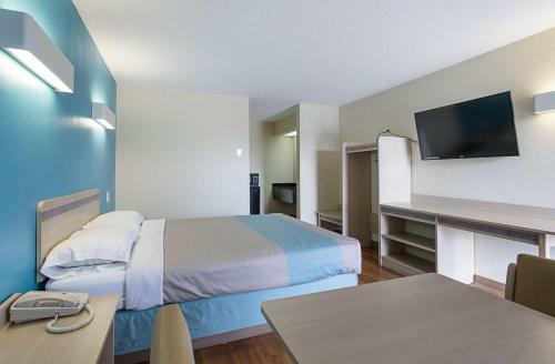 Hotel Motel 6 Brownsville Bells
