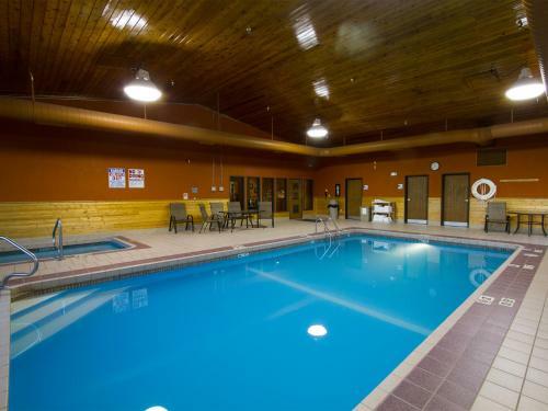 Miles City Hotel & Suites