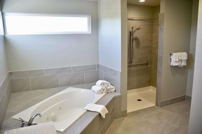 Hotel Holiday Inn Windsor - Wine Country