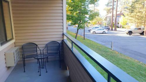 Apartamento Lakeland Village #105 Condo