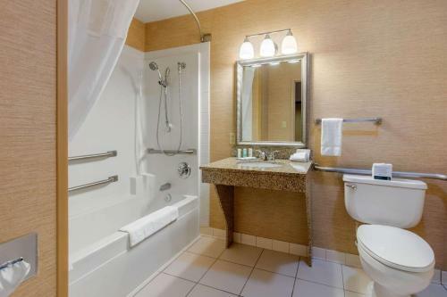 Hotel Quality Inn & Suites Benton - Draffenville