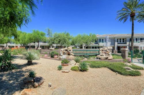 Apartamento 15221 Clubgate Drive Condo Unit 2104