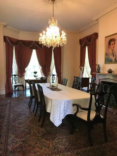 Bed & Breakfast Canemount Plantation Inn