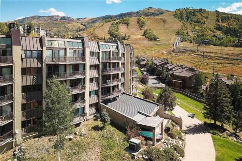Bronze Tree Condominiums - Bt104
