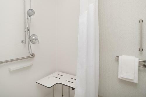 Hotel Holiday Inn Express & Suites Duluth North - Miller Hill