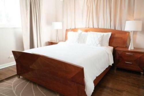 Beautiful Home! 25 Minutes To Downtown Chicago