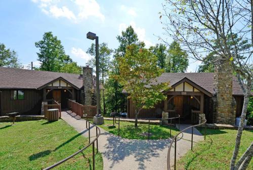 Lodge Cumberland Falls State Resort Park
