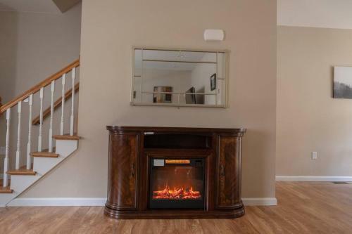 West Point Retreat 6 Bd 4 Ba