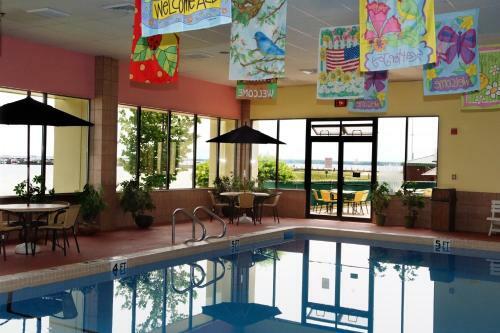 Hotel Tawas Bay Beach Resort