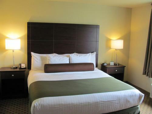 Hotel Cobblestone Inn & Suites - Ambridge