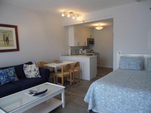Hotel Windward Shores