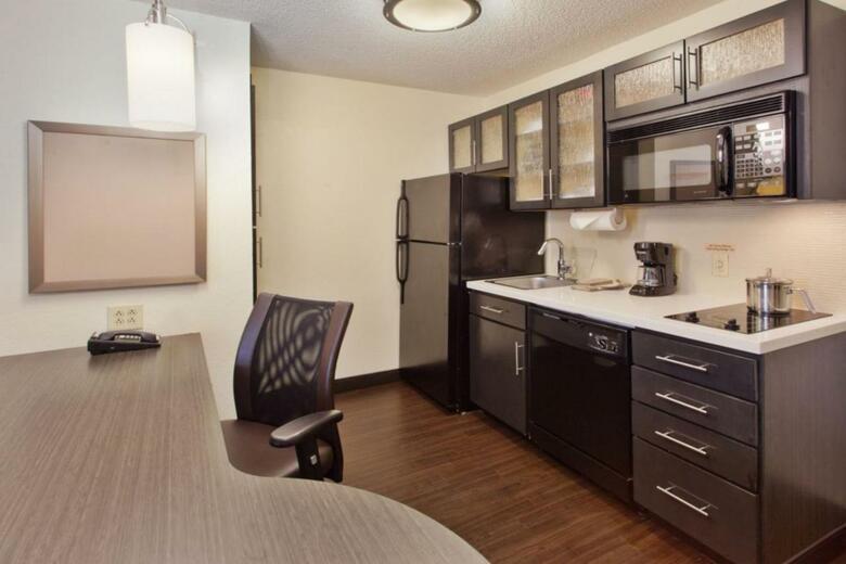 Hotel Candlewood Suites Pueblo