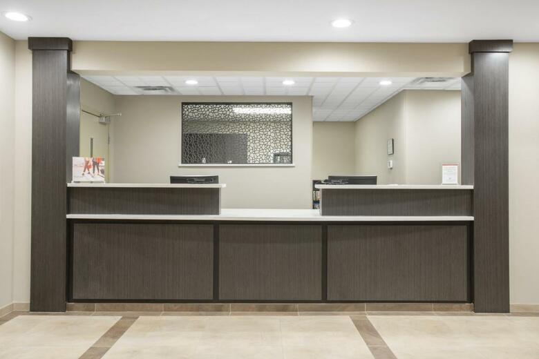 Hotel Candlewood Suites Pueblo