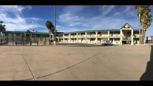Hotel Safford Inn & Suites