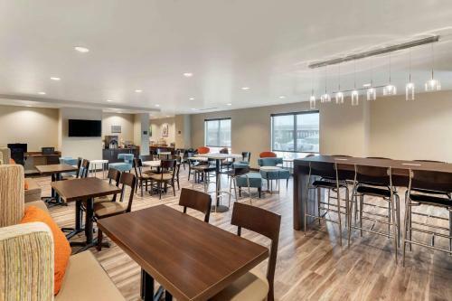 Hotel Mainstay Suites Lancaster Dallas South